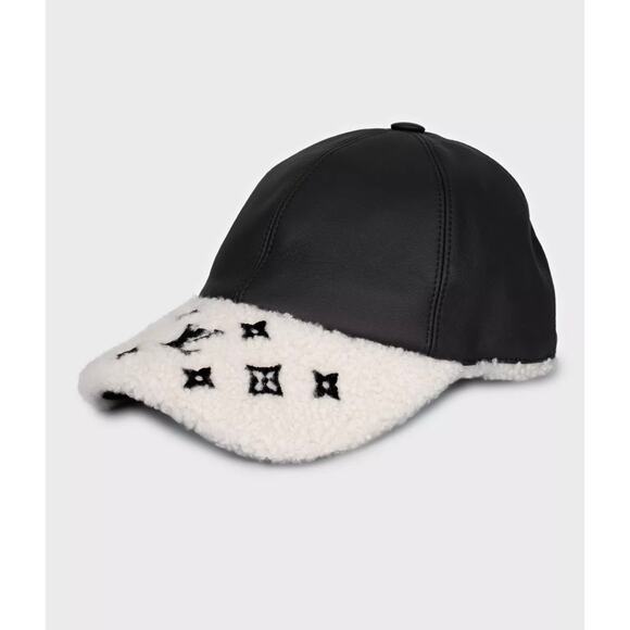 Louis Vuitton Lambskin Cap and Glove Set - Size M - Picture 2 of 8